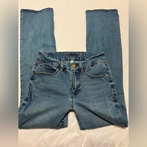 Seven7 Jeans